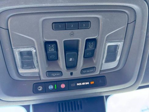 Used 2022 GMC Sierra 1500 Denali AWD/4WD image 20