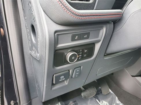 Certified 2023 Ford Expedition Limited image 14