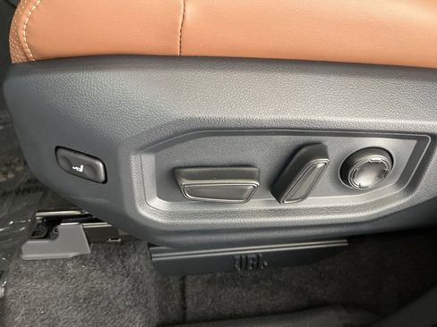New 2026 Toyota Tundra 1794 Edition AWD/4WD image 21