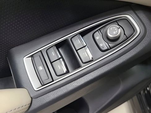 Used 2023 Subaru Ascent Limited AWD/4WD image 25