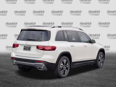New 2025 Mercedes-Benz GLB 250 image 10
