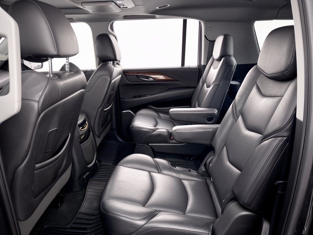 Used 2016 Cadillac Escalade ESV Premium RWD image 25