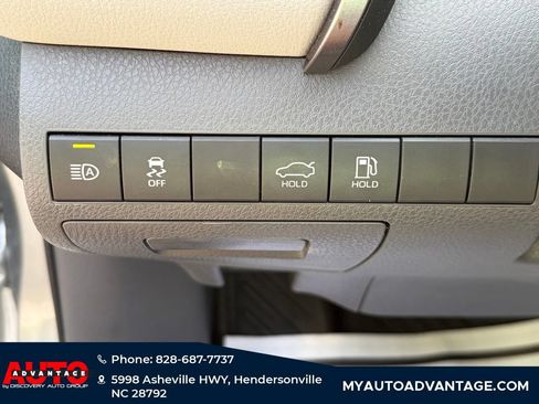 Used 2022 Toyota Camry LE FWD image 21
