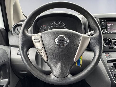 Used 2019 Nissan NV200 S FWD image 12