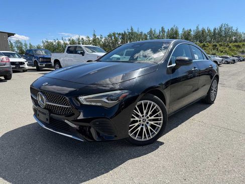 Used 2025 Mercedes-Benz CLA 250 image 1