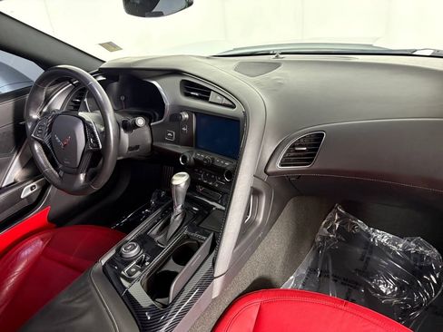 Used 2014 Chevrolet Corvette Stingray Coupe image 28