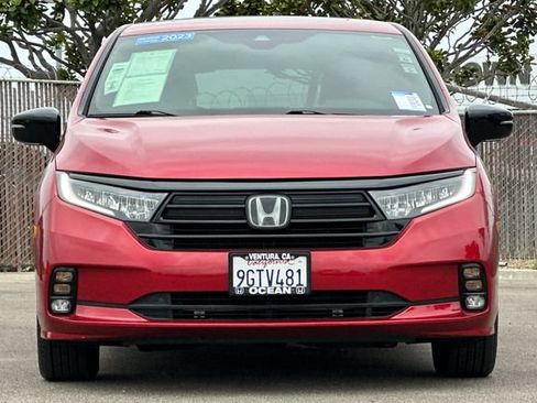 Certified 2023 Honda Odyssey Sport image 9