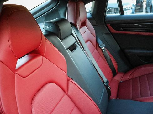 Used 2026 Porsche Panamera RWD image 19