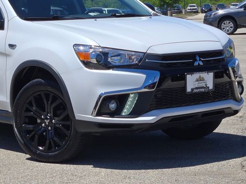 Used 2019 Mitsubishi Outlander Sport AWD image 2