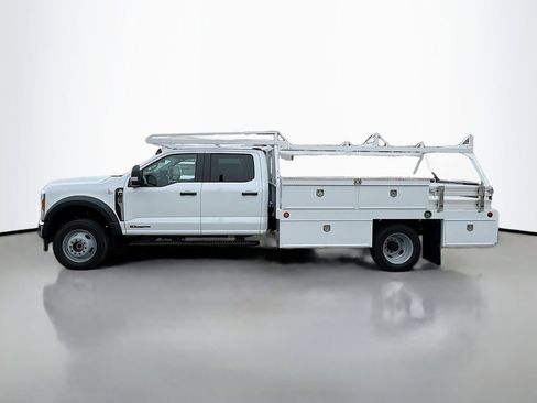 New 2026 Ford F550 4x4 Crew Cab image 6
