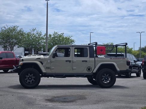 Used 2020 Jeep Gladiator Sport w/ Quick Order Package 24S AWD/4WD image 5