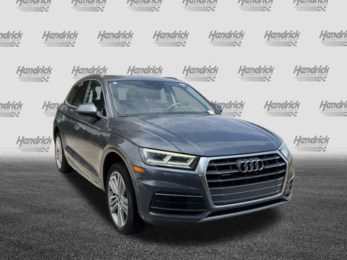 Used 2018 Audi Q5 2.0T Premium Plus w/ Premium Plus Package AWD/4WD image 2