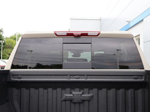 New 2026 Chevrolet Silverado 1500 ZR2 w/ Dark Appearance Package AWD/4WD image 38