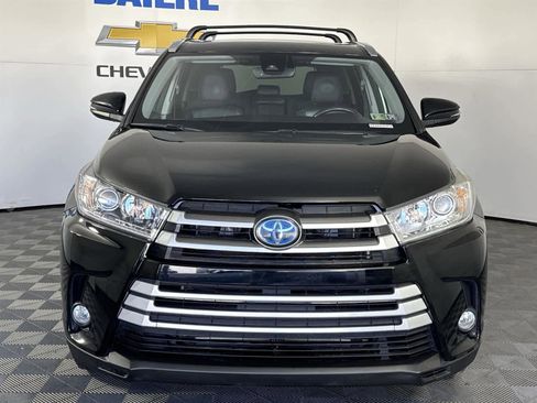 Used 2018 Toyota Highlander XLE image 8