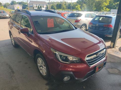 Used 2018 Subaru Outback 2.5i Premium AWD/4WD image 8