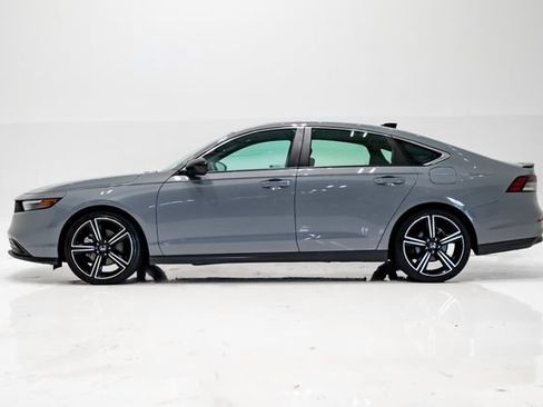 Used 2024 Honda Accord Sport image 28