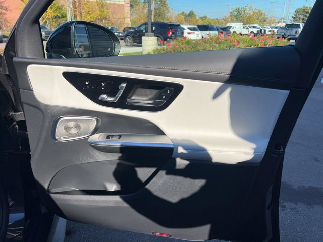Used 2026 Mercedes-Benz GLC 300 4MATIC image 10