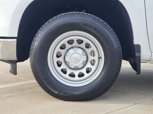 Used 2025 Chevrolet Silverado 1500 W/T w/ WT Value Package image 13