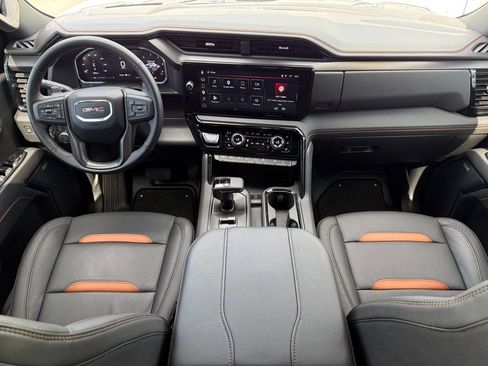 Used 2026 GMC Sierra 1500 AT4 w/ AT4 Premium Package AWD/4WD image 4