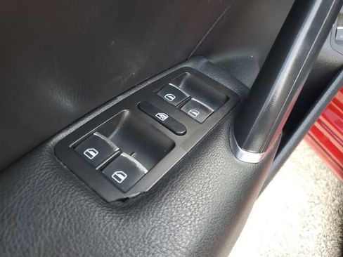 Used 2017 Volkswagen Passat 1.8T R-Line image 19