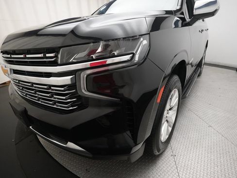 Used 2024 Chevrolet Tahoe Premier AWD/4WD image 23
