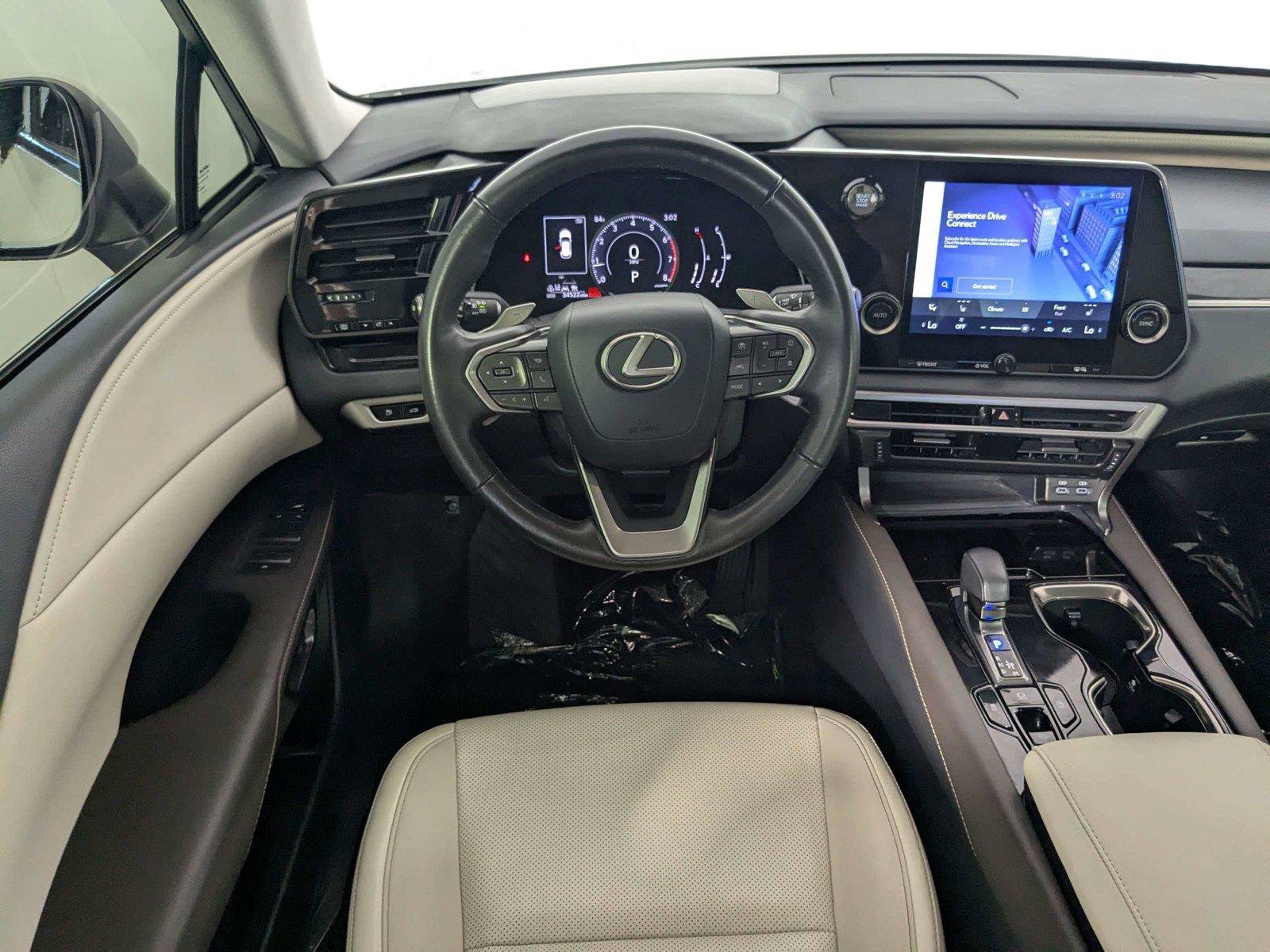 Used 2024 Lexus RX 350 FWD w/ Technology Package image 39