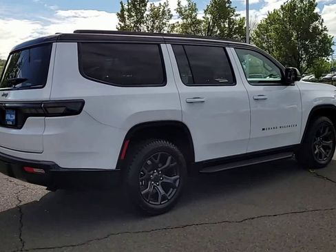 New 2026 Jeep Grand Wagoneer 4WD image 8