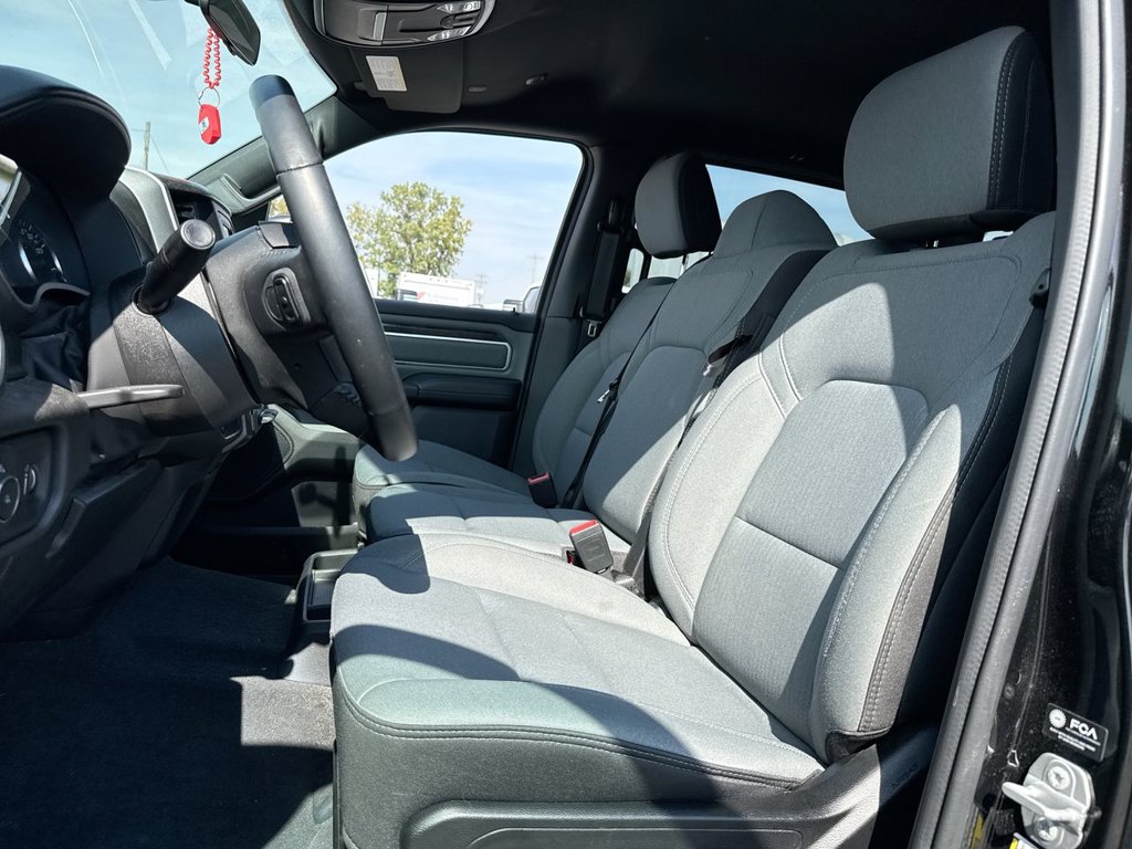 Used 2023 RAM 1500 Big Horn AWD/4WD image 11