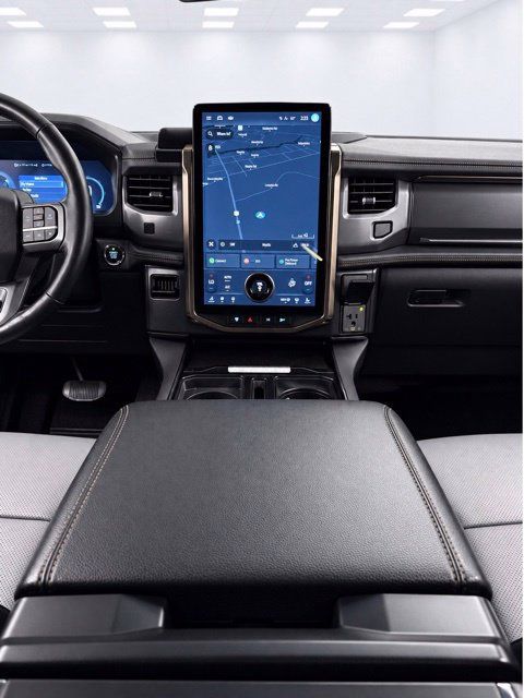 Used 2022 Ford F150 Lightning Lariat AWD/4WD image 29