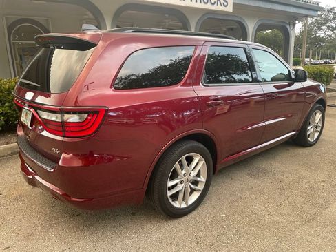 Used 2023 Dodge Durango R/T RWD image 3