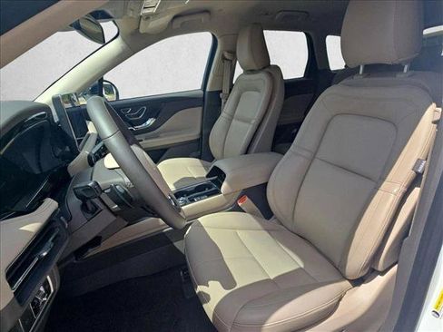 Used 2024 Lincoln Corsair FWD image 16