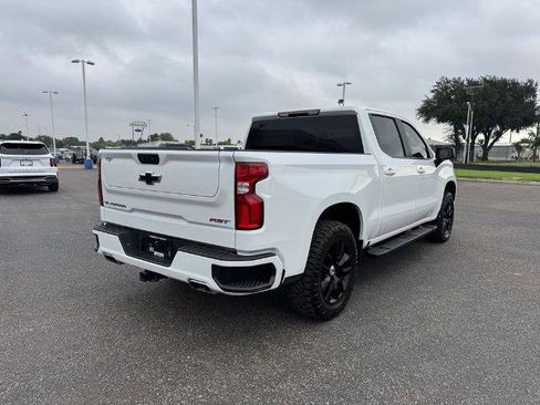Used 2023 Chevrolet Silverado 1500 RST AWD/4WD image 3