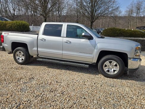 Used 2018 Chevrolet Silverado 1500 LT w/ All Star Edition image 8