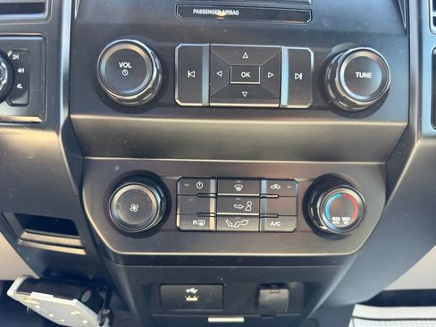 Used 2017 Ford F150 XL w/ XL Power Equipment Group AWD/4WD image 19