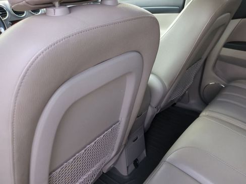Used 2008 Saturn Vue XR w/ Premium Trim Package FWD image 18