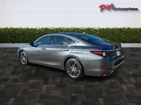 Used 2024 Lexus ES 350 w/ Premium Package image 6