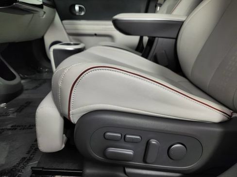 Certified 2024 Hyundai Ioniq 5 Limited AWD/4WD image 12
