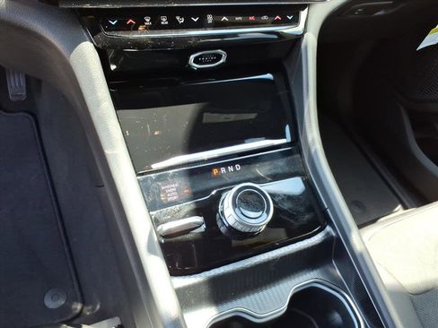New 2026 Jeep Grand Cherokee L 4WD image 13