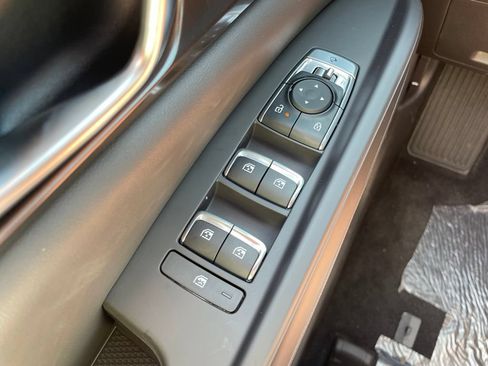 New 2027 Kia Carnival SX Prestige FWD image 25