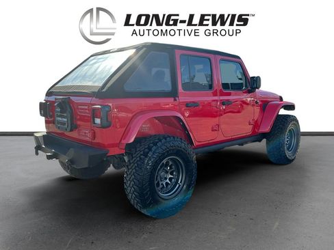 Used 2020 Jeep Wrangler Unlimited Sahara image 7