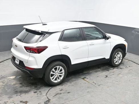 Used 2023 Chevrolet TrailBlazer LS image 31
