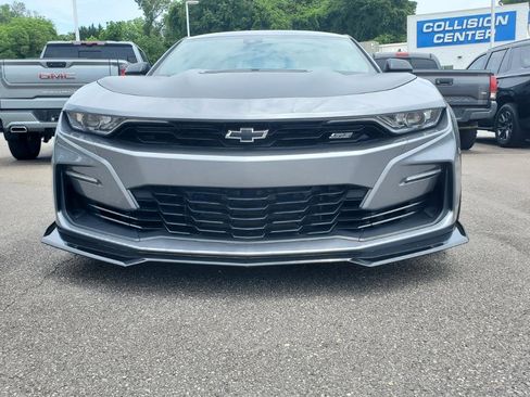 Used 2021 Chevrolet Camaro SS RWD image 2