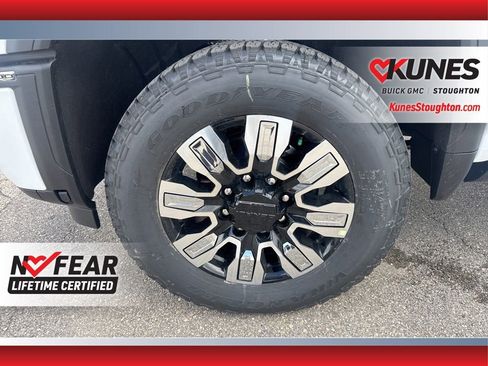 New 2026 GMC Sierra 2500 Denali w/ Denali Reserve Package AWD/4WD image 17
