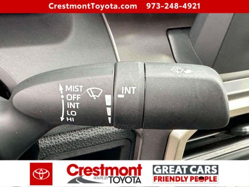 Certified 2025 Toyota Tacoma SR5 AWD/4WD image 19
