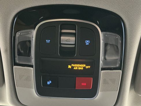 Used 2025 Hyundai Tucson Limited AWD/4WD image 35