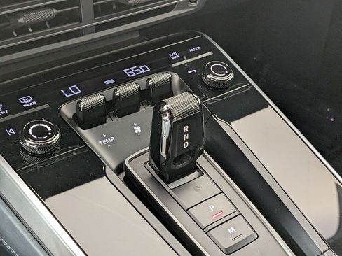 Certified 2024 Porsche 911 Turbo AWD/4WD image 21