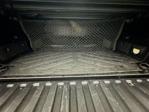 Used 2017 Toyota Tacoma Limited w/ Tow Package AWD/4WD image 32