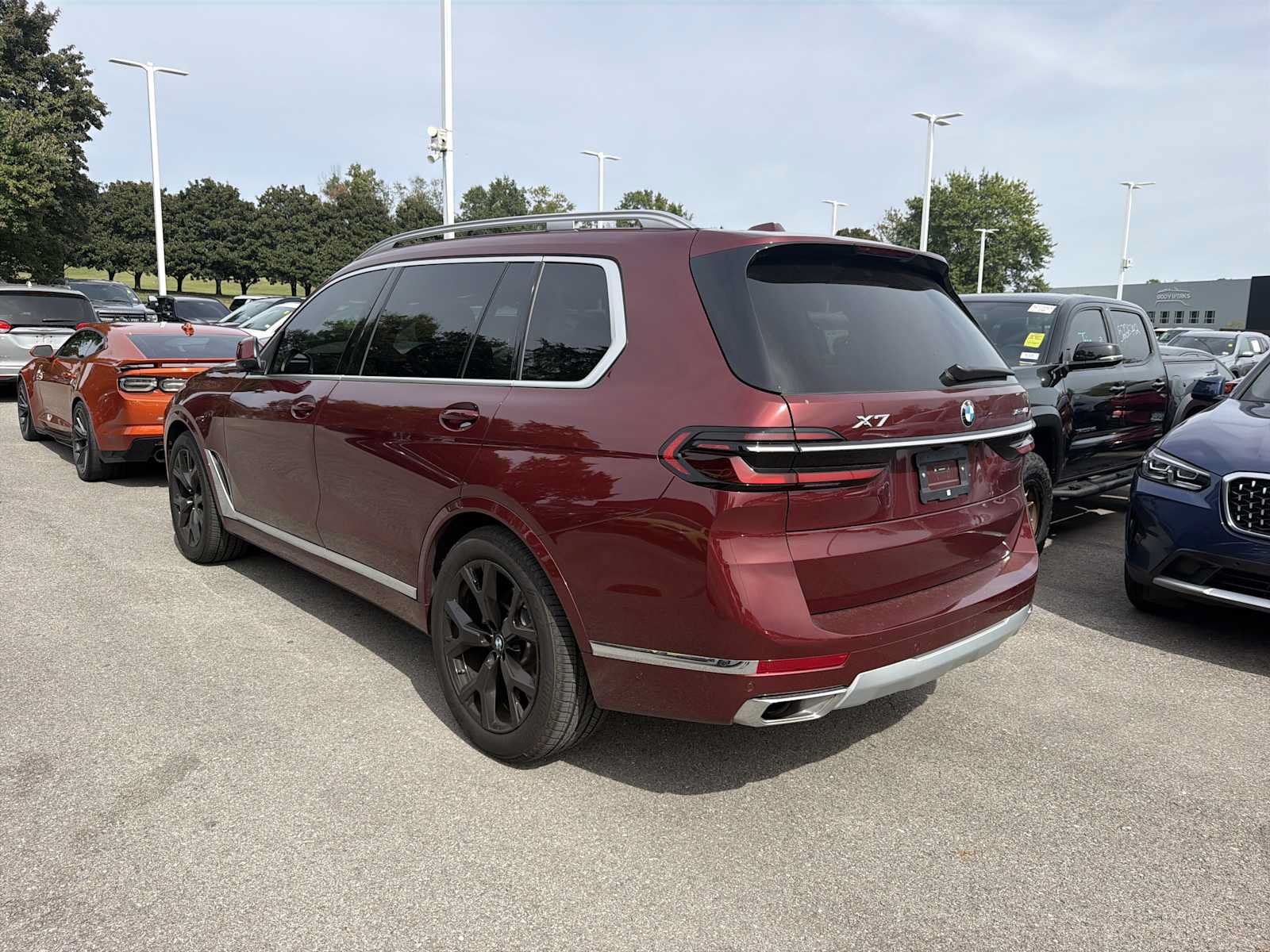 Used 2026 BMW X7 xDrive40i AWD/4WD image 9