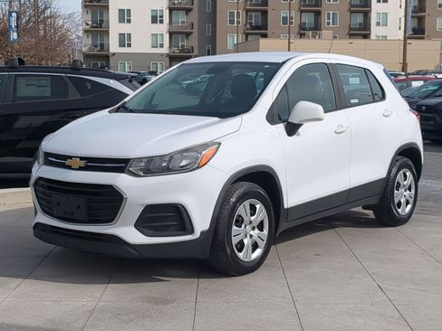Used 2017 Chevrolet Trax LS image 10