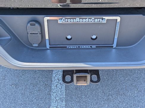 Used 2024 Jeep Gladiator Sport AWD/4WD image 27